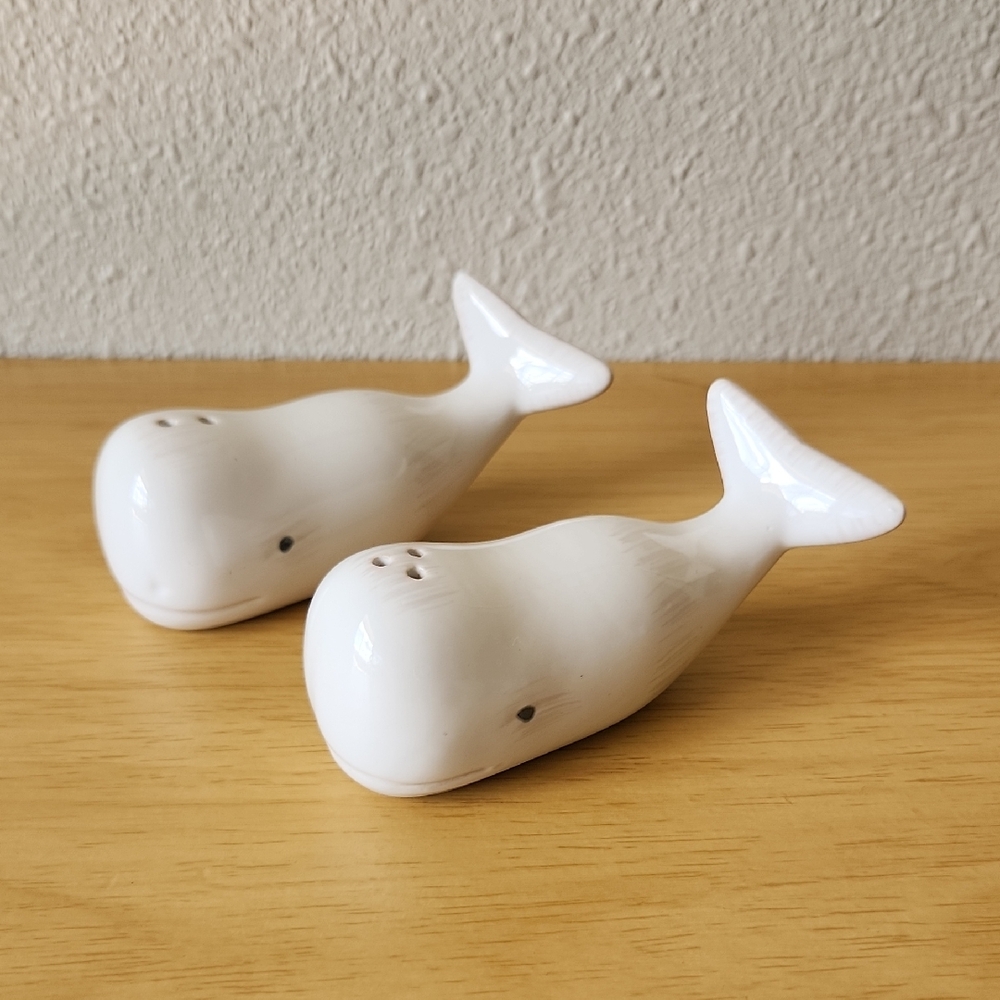 Beluga Whale Ceramic Salt & Pepper Shaker Set